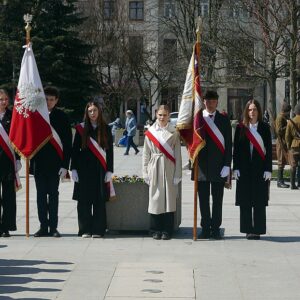 2026_katynski_spektakl_na_rynku_59