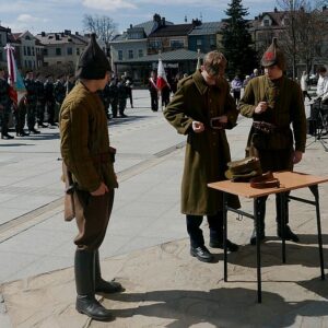 2026_katynski_spektakl_na_rynku_79