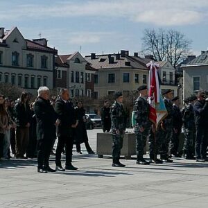 2026_katynski_spektakl_na_rynku_86