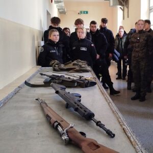 25_kadeci_u_pogranicznikow18