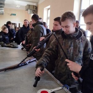 25_kadeci_u_pogranicznikow20